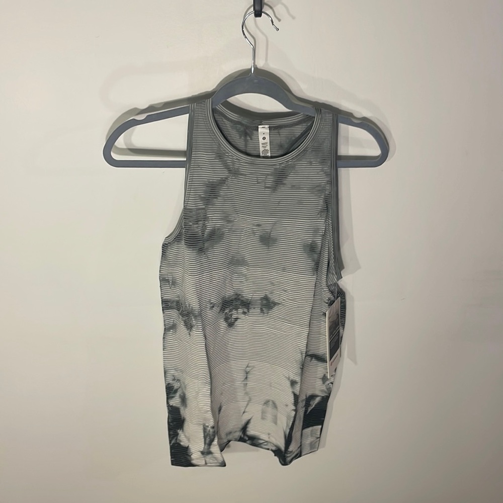 NWT lululemon Swiftly Tech Tank 2.0 *Wash